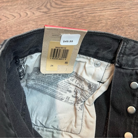 Women's Levi's 501 Original Jean Shorts, Size: 26(US 2)Medium, Black - Picture 6 of 6